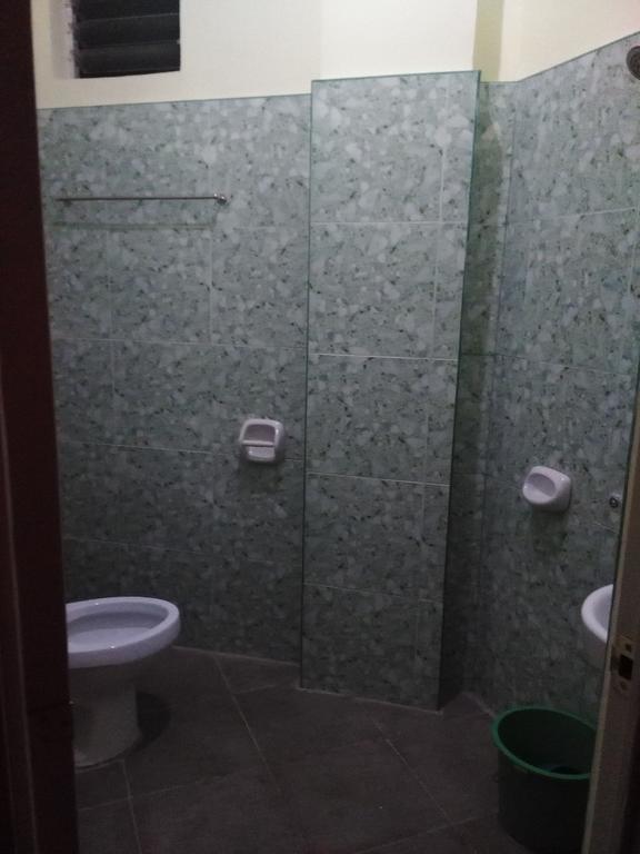 Aranas-Carillo Travellers Inn Kalibo Zimmer foto